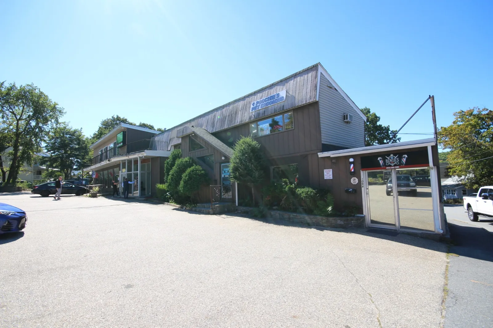 1094 Pleasant St Retail property in Worcester