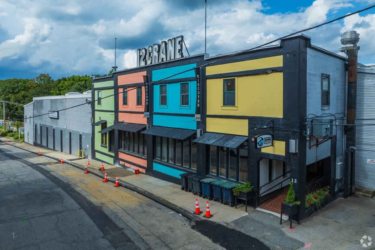 12 Crane St Retail property in Southbridge