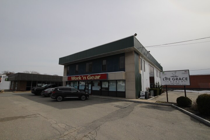 1233 Main St Retail property in Worcester
