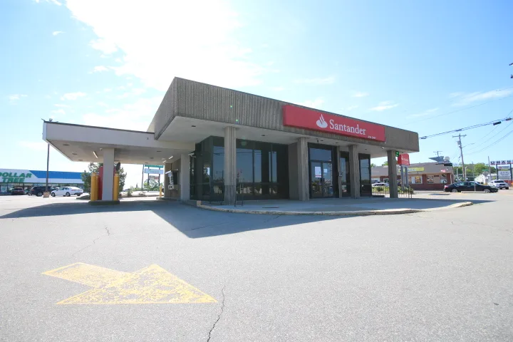 440 Mt Pleasant St Retail property in New Bedford